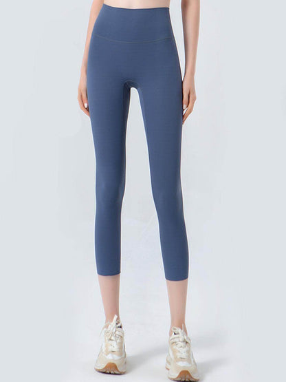 Wide Waistband Cropped Sports Leggings for Active Comfort